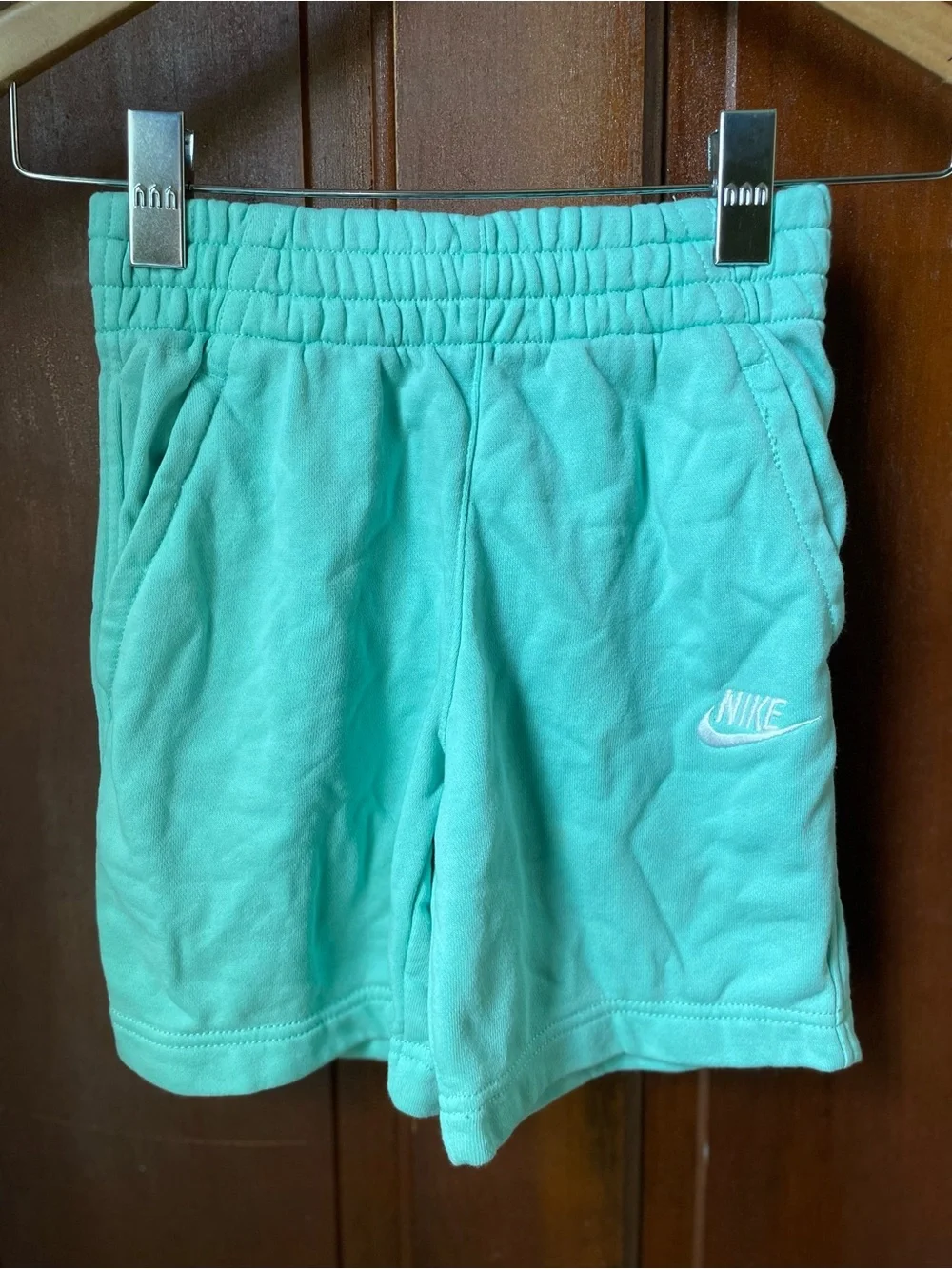 Nike boys small green shorts